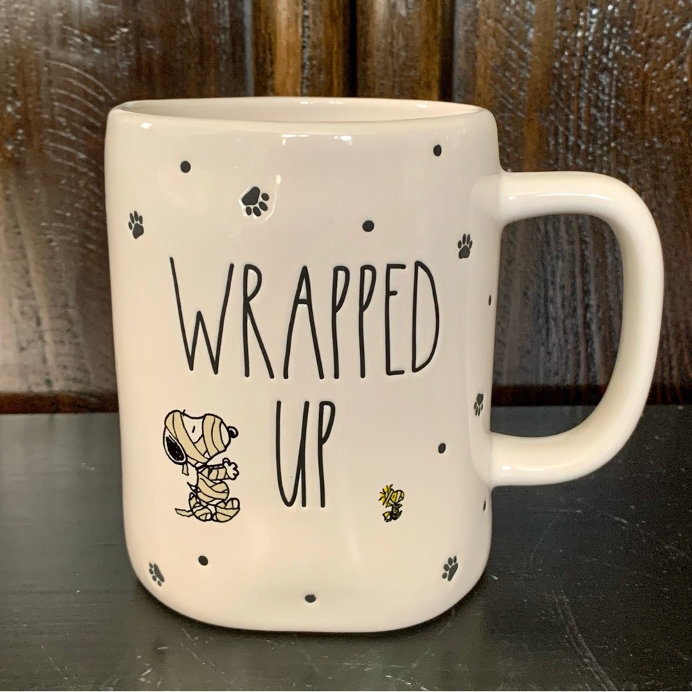 WRAPPED UP Snoopy and Woodstock Mummy Halloween Mug Rae Dunn Peanuts Collection
